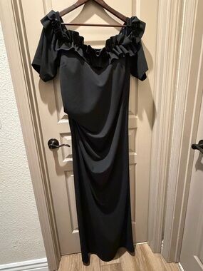 Xscape Black One-Shoulder Ruffle Maxi Dress